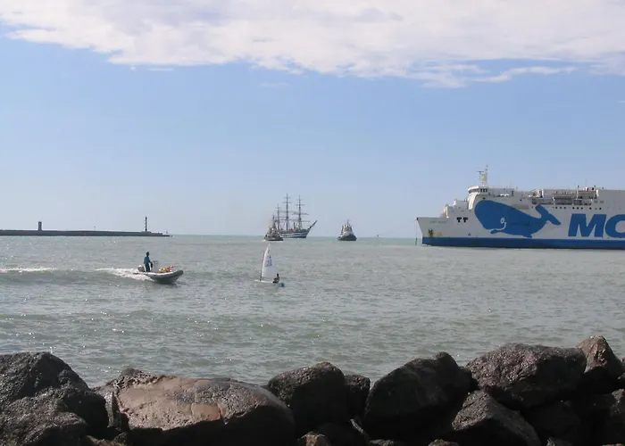 Giappone Inn Parking Hotel Livorno